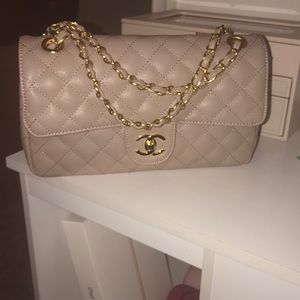 Handbag (Not Authentic)